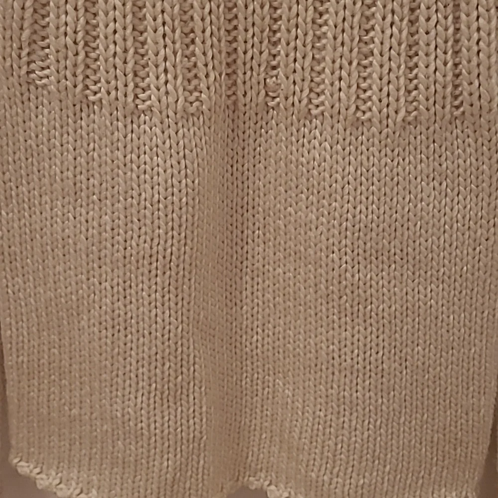 Cozy Sweater - Picture 5 of 6